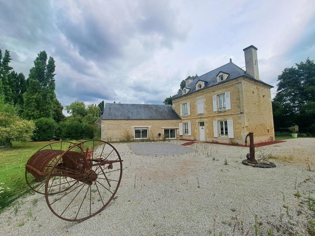 Propiété 5 chambres, dépendances, bureaux, terrain - Photo 2