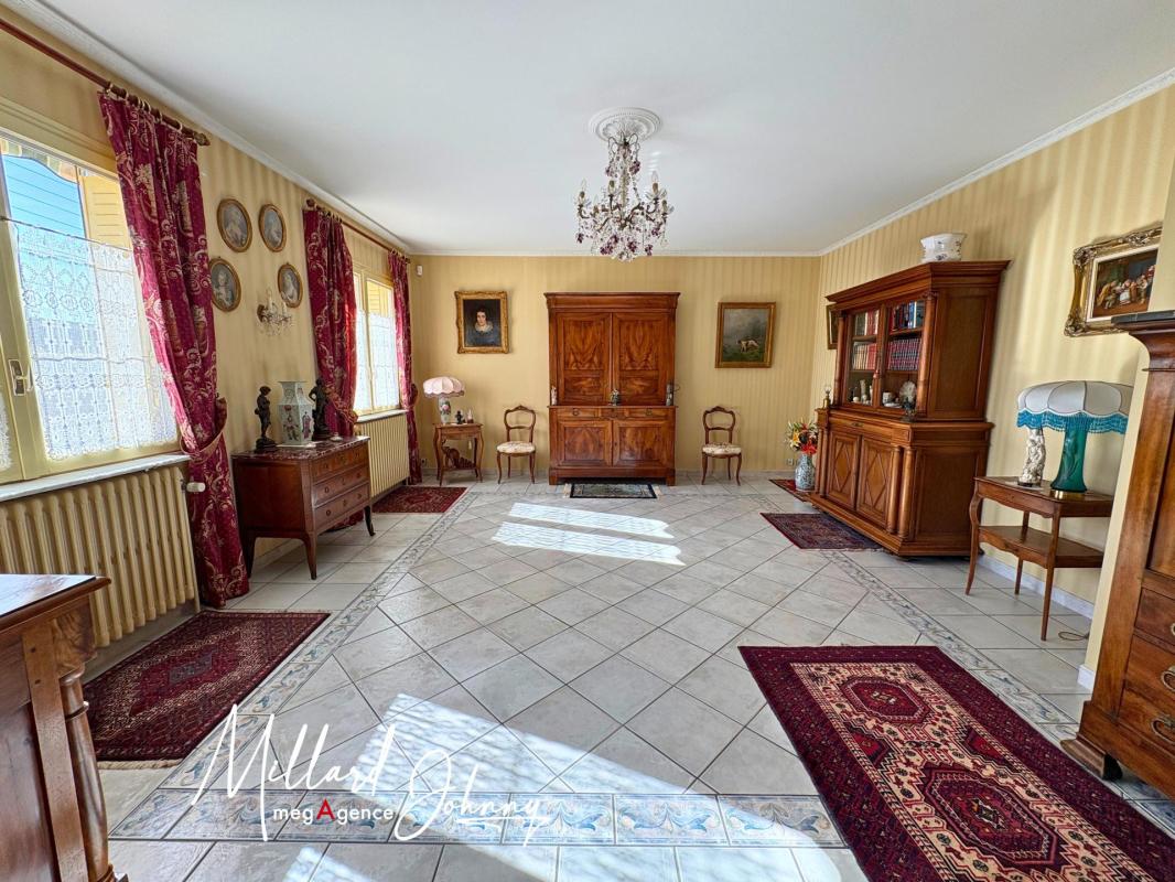 Maison 6 pièces 203m² - Photo 2