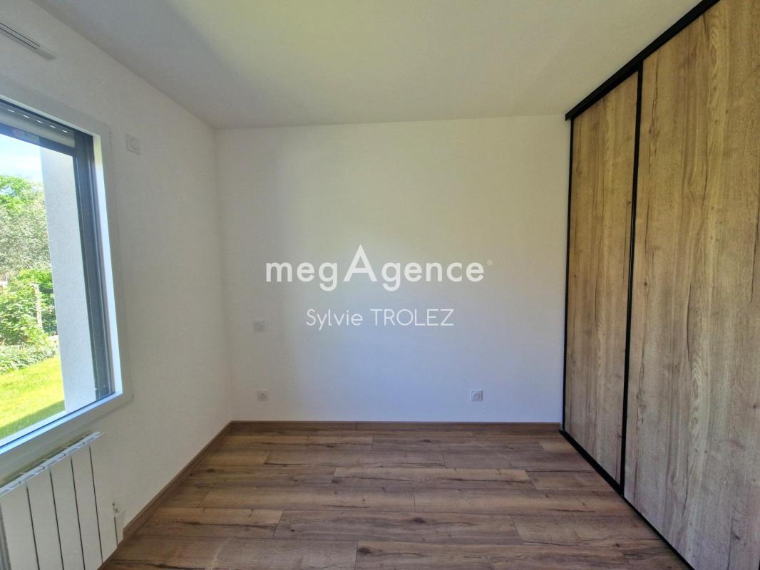 Maison neuve RE 2020, trois chambres et un garage - Photo 5