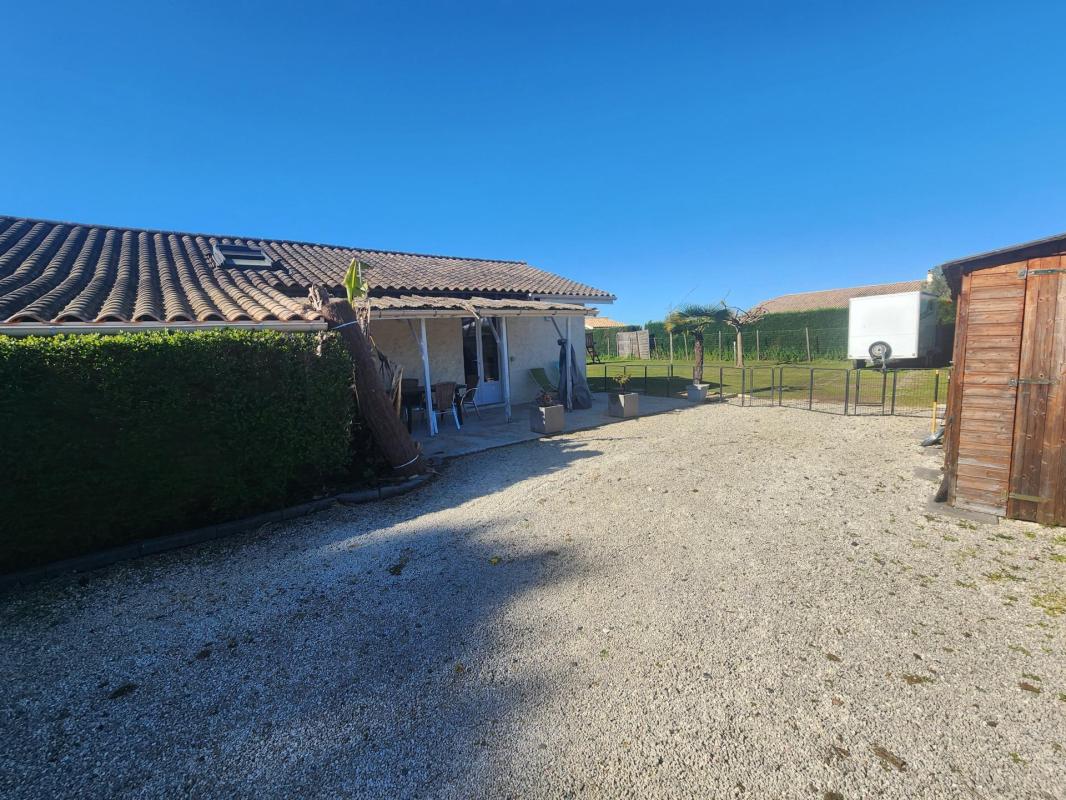? Maison rénovée 60 m² – Saint-André-de-Cubzac – Terrain 450 m² - Photo 4