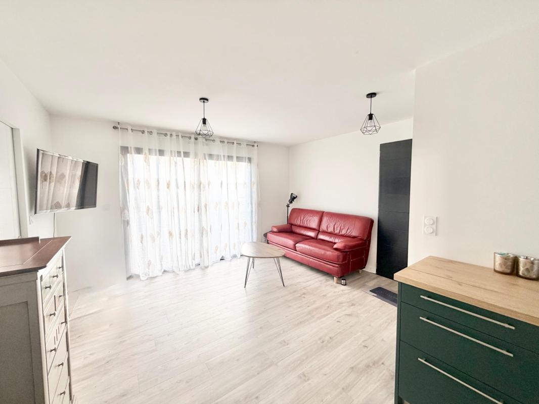 Maison récente plain-pied 81 m² – 2 chambres – Terrain 435 m² – Beaucé - Photo 3