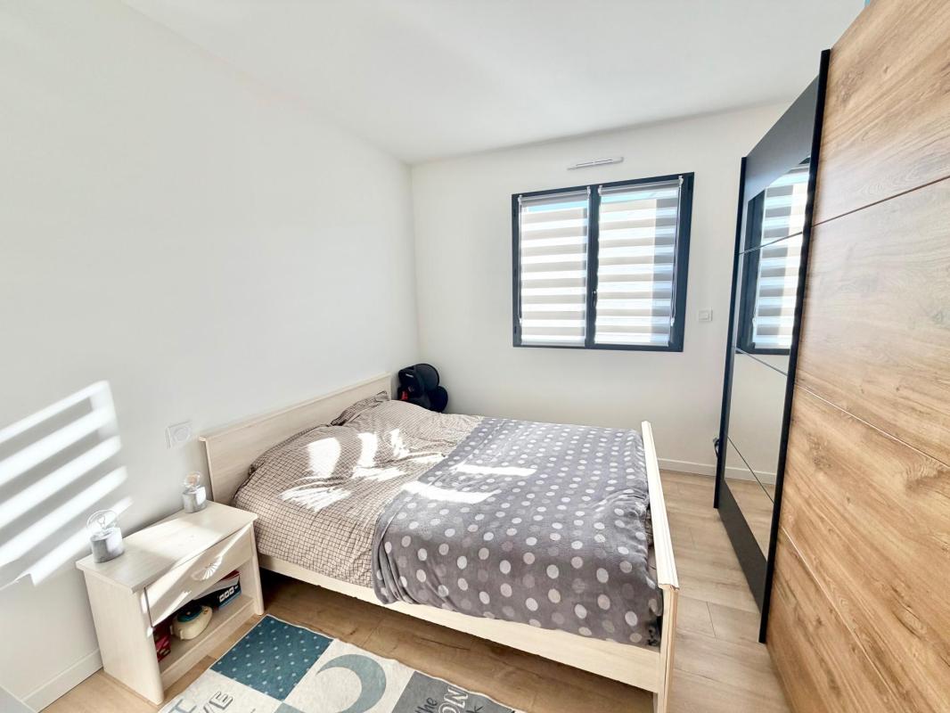 Maison récente plain-pied 81 m² – 2 chambres – Terrain 435 m² – Beaucé - Photo 4