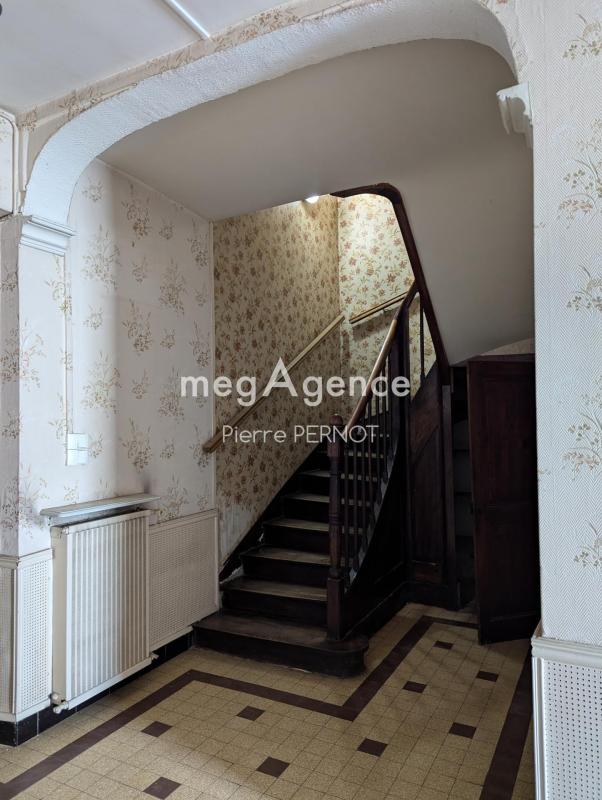 Grande maison de ville à rénover avec garage et jardin - Photo 3
