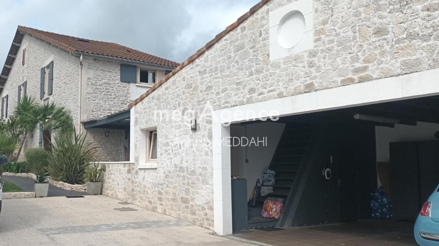 Maison Atypique Charentaise de 201m² au port de RIBEROU à Saujon - Photo 4