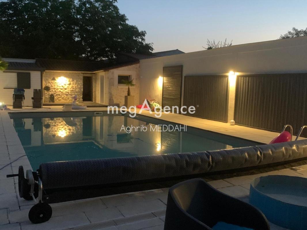 Maison Atypique Charentaise de 201m² au port de RIBEROU à Saujon - Photo 5