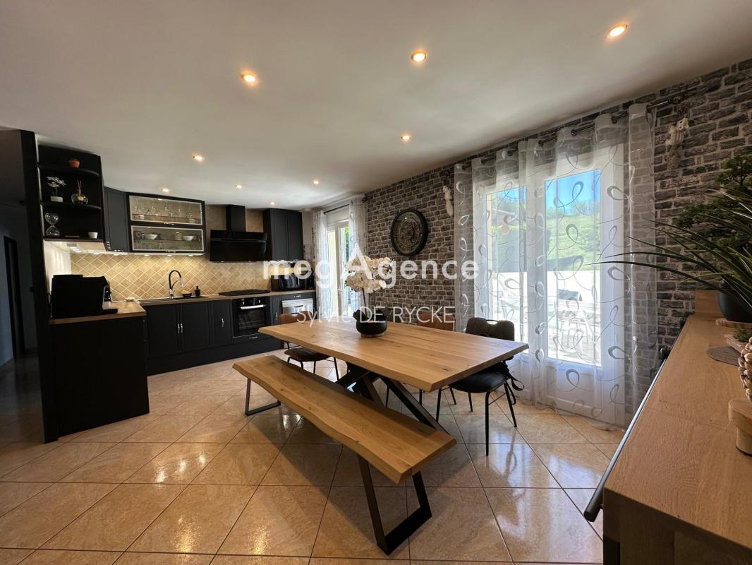 Belle maison sur 891m2 de terrain clos - Photo 5