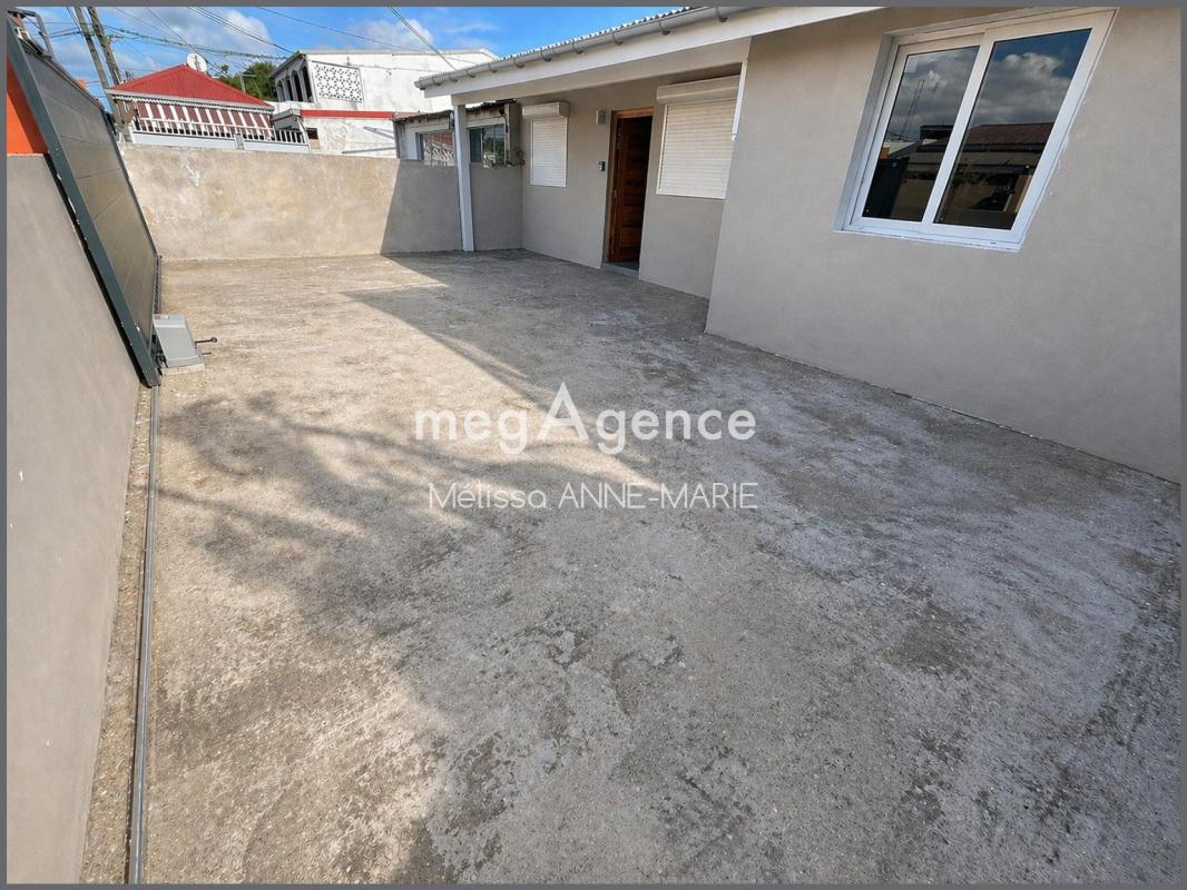 Maison de 160m² entièrement rénovée aux Abymes (Raizet) - Photo 2