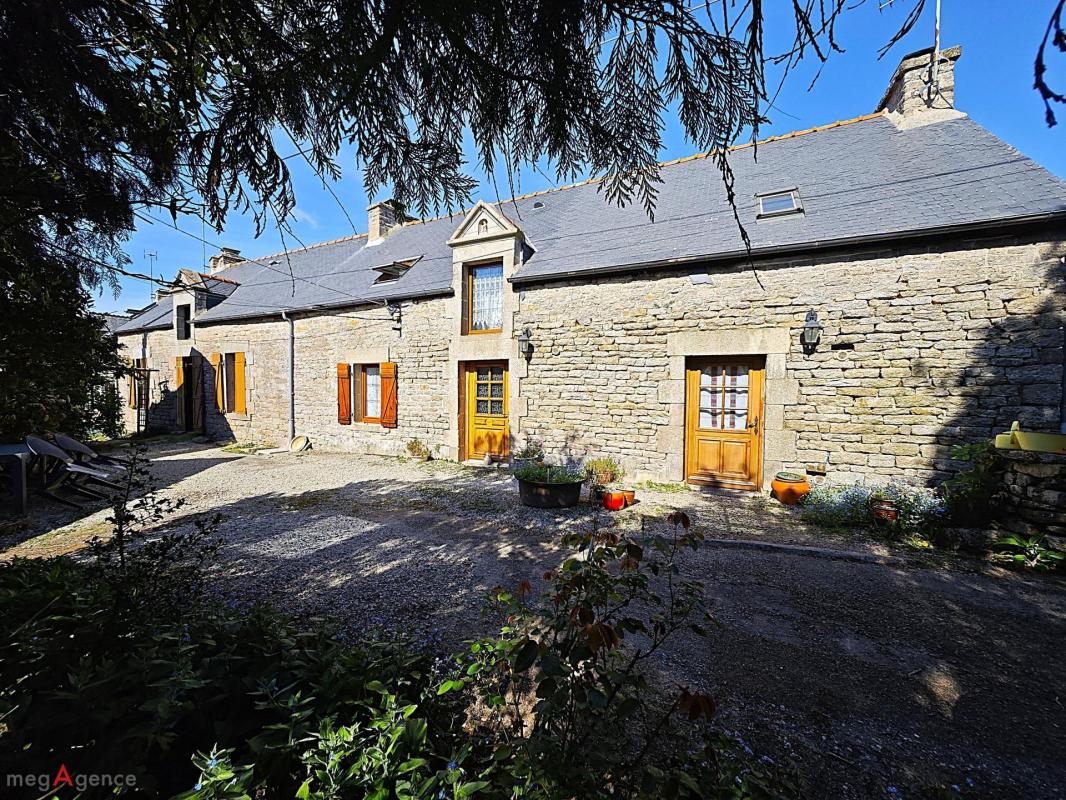 Ensemble de 2 maisons, annexe et hangar - Photo 2