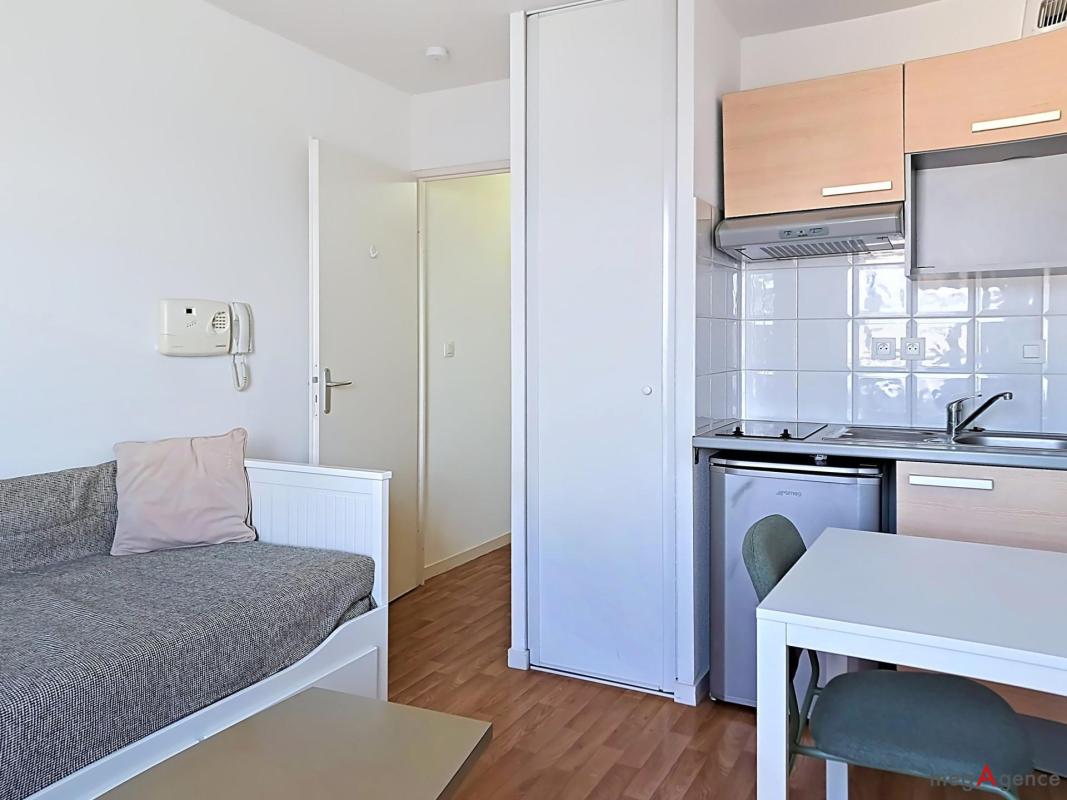 Appartement à louer, 1 pièces, 18 m², Nantes