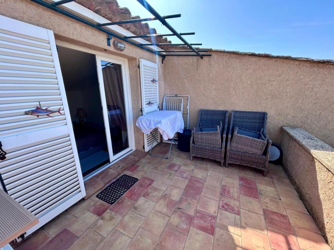 A VENDRE : Duplex t2 40m² Vue Mer - LES ISSAMBRES - 83380 - Photo 5