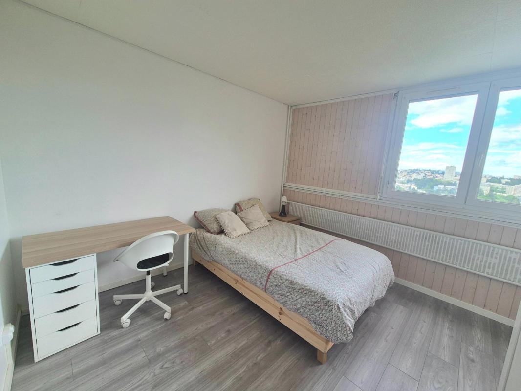 Prox Cours Fauriel/ Parc Europe : T4 idéal investissement comme résidence principal. Possibilité achat meublé - Photo 2