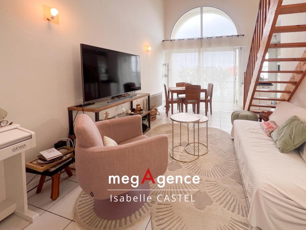 Beau duplex 2 chambres + mezzanine quartier des Présidents avec aperçu mer !! - Photo 3