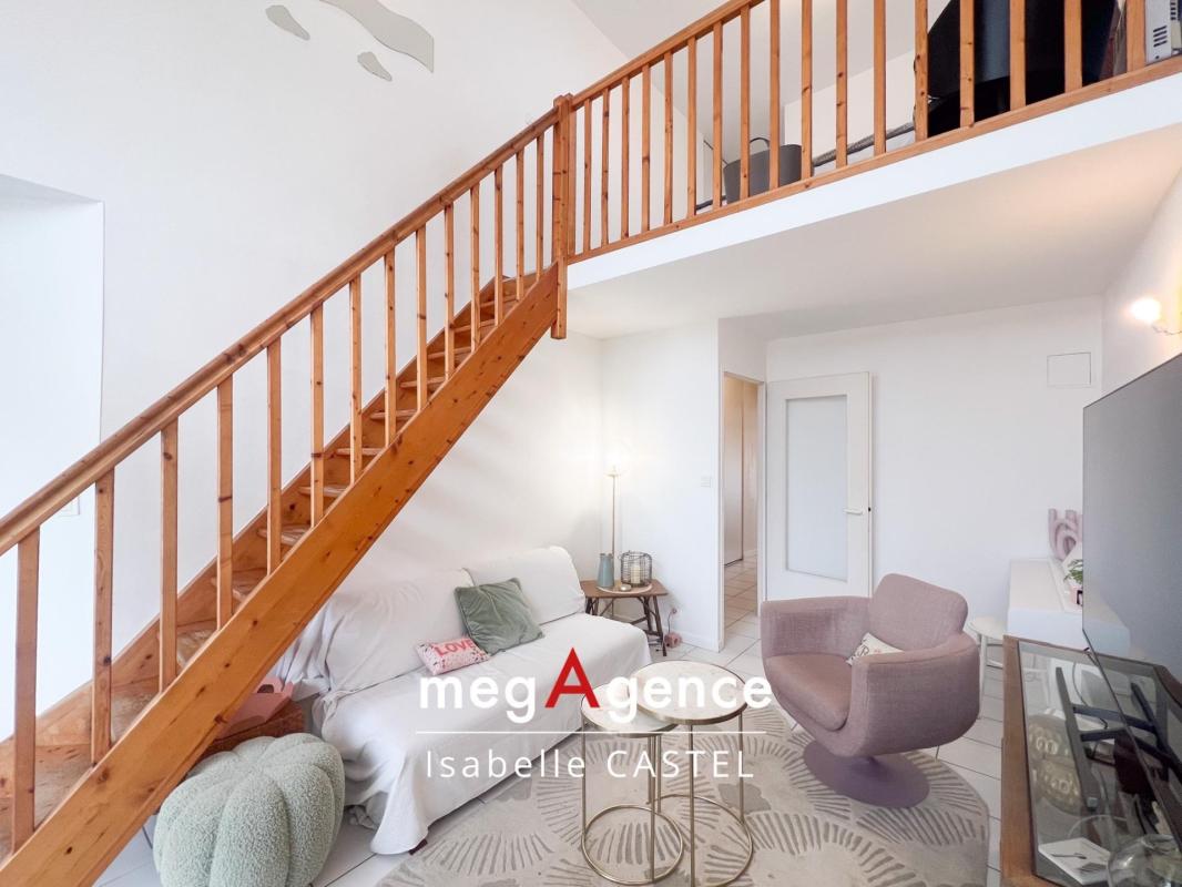Beau duplex 2 chambres + mezzanine quartier des Présidents avec aperçu mer !! - Photo 4