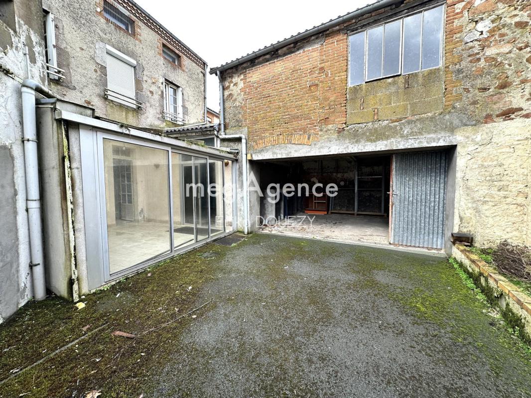 Maison à vendre, 7 pièces, 178 m², Yzernay