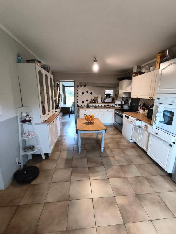 Maison en pierres rénovée 200m², garage, dépendance - Photo 5