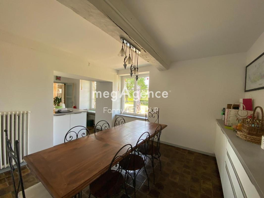 MAISON DE CARACTERE DE 156 M² - 4 CHAMBRES AVEC GITE SUR UN TERRAIN CLOS DE 7200 m² - Photo 3