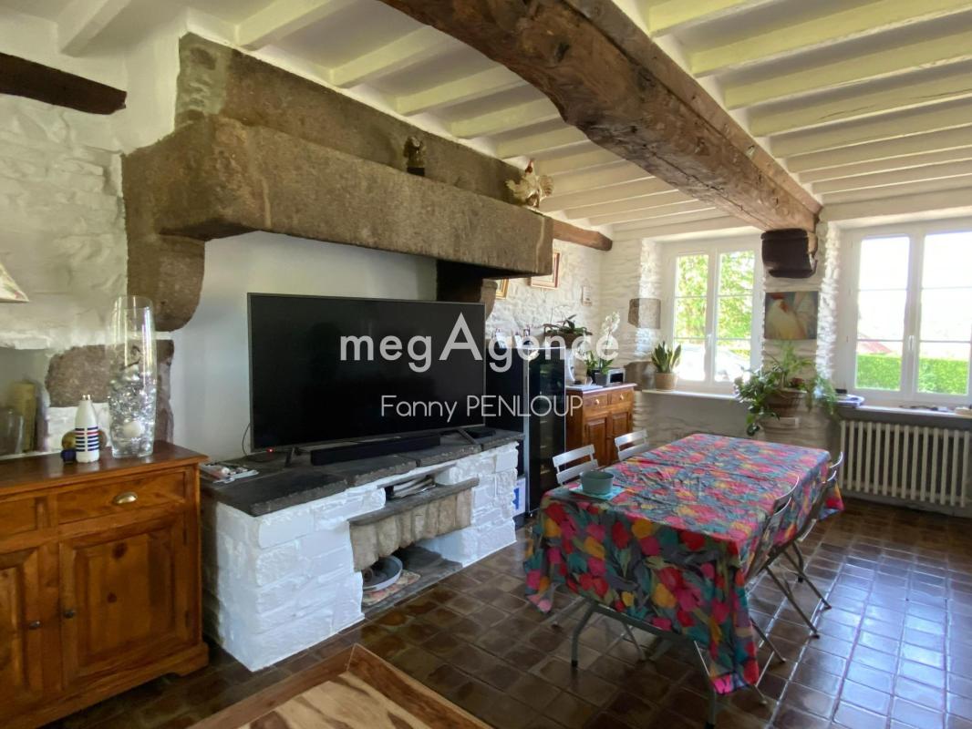 MAISON DE CARACTERE DE 156 M² - 4 CHAMBRES AVEC GITE SUR UN TERRAIN CLOS DE 7200 m² - Photo 5