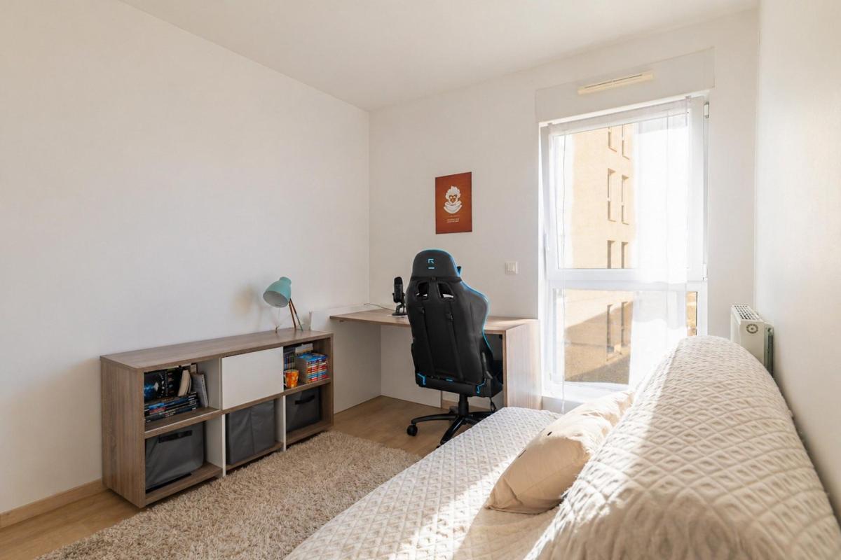 APPARTEMENT T3 - JARDIN ET  PARKING - Photo 5