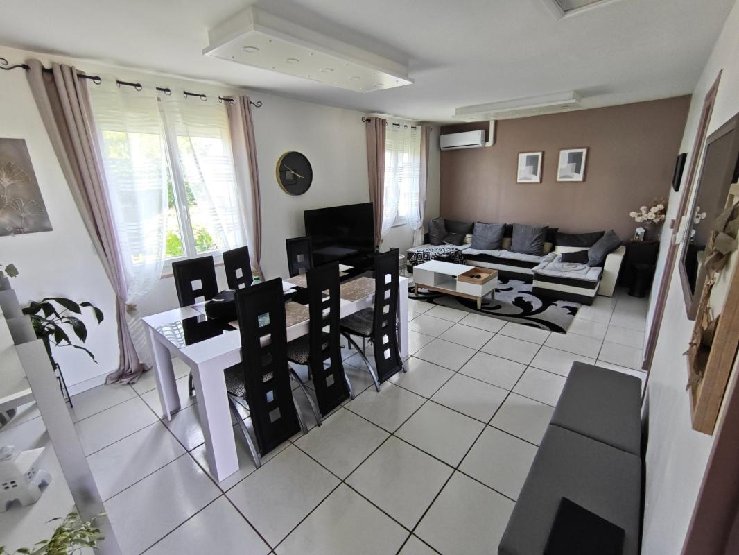 Maison mitoyenne 3 chambres - Photo 2