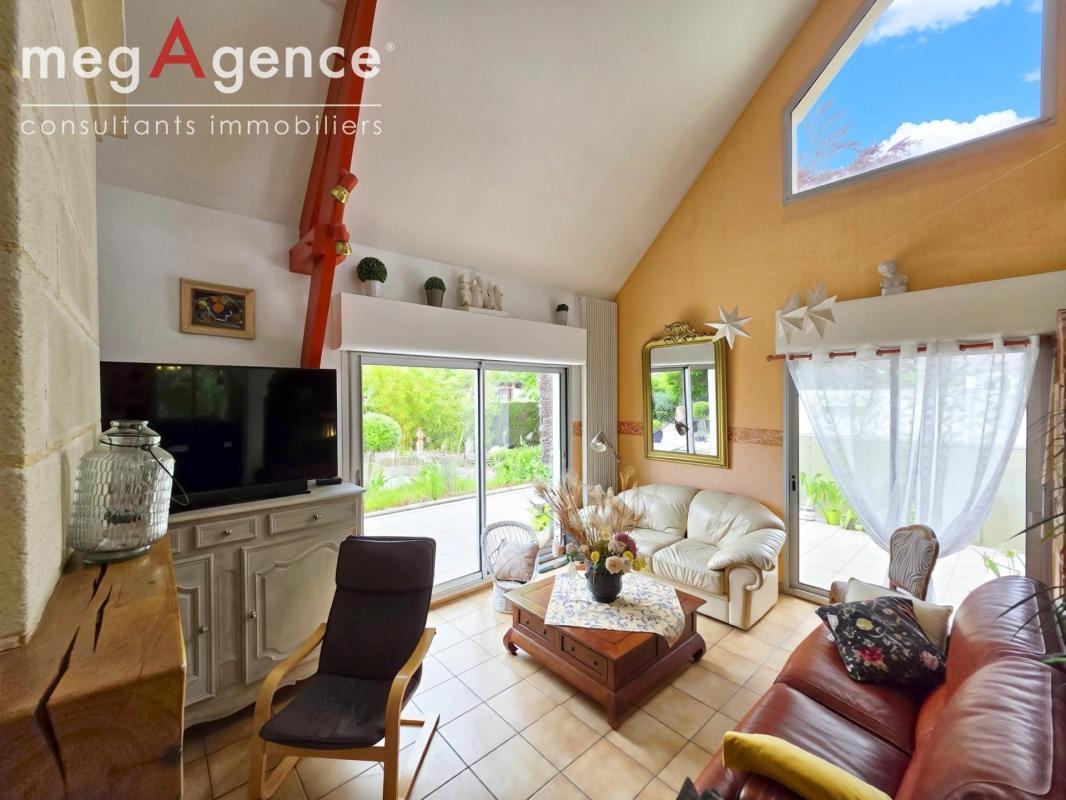 Maison familiale avec studio indépendant – Cadre privilégié à Ifs Bourg - Photo 3