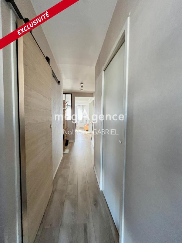 T4 en DUPLEX de 92 m2 (100 m2 au sol) -QUARTIER LAC DE MAINE - Photo 4