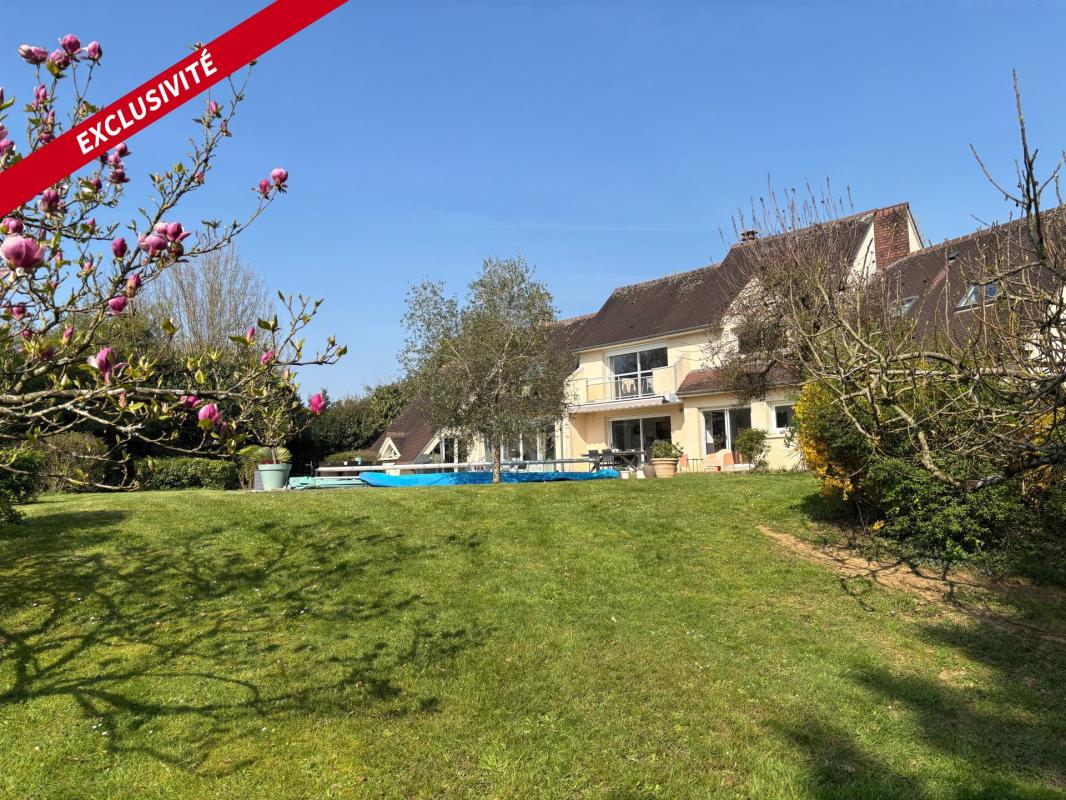 Maison à vendre, 8 pièces, 263 m², Yvre L Eveque