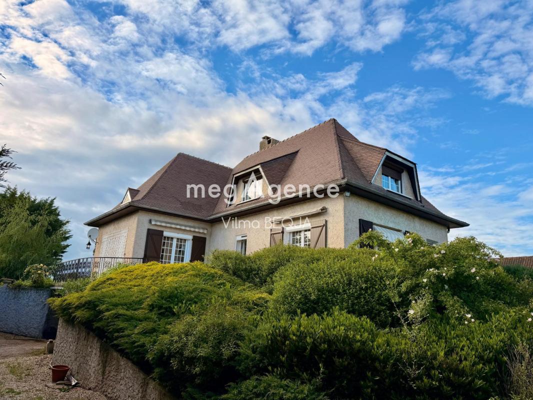 Belle maison traditionnelle avec une vue imprenable - Photo 4