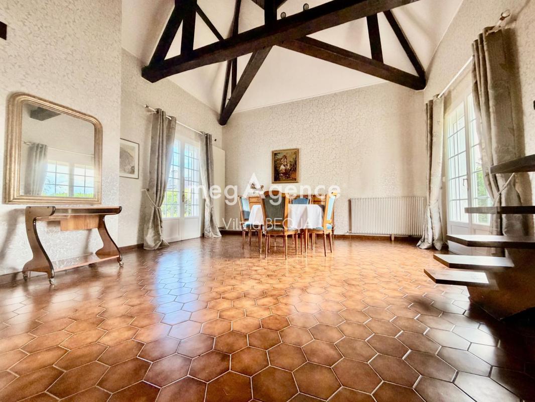 Belle maison traditionnelle avec une vue imprenable - Photo 5