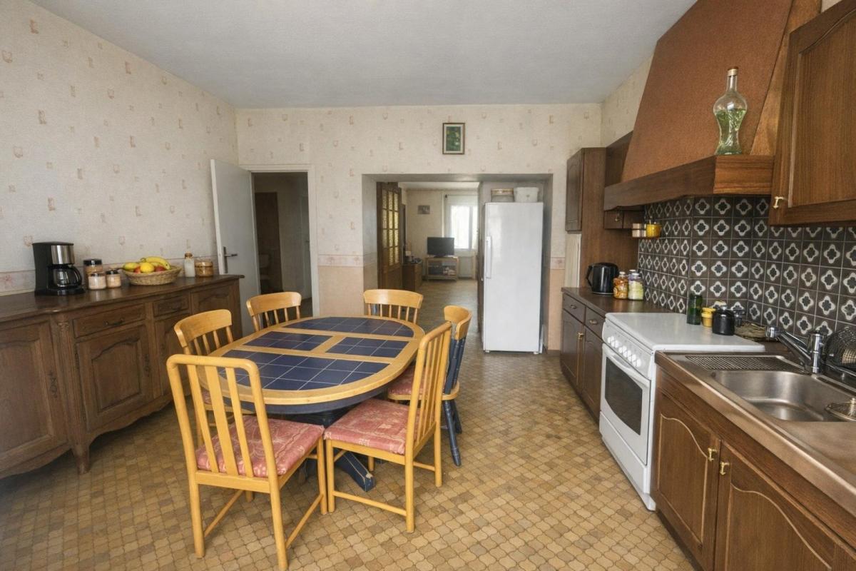 Maison de 170 m2 avec des espaces généreux - Photo 4