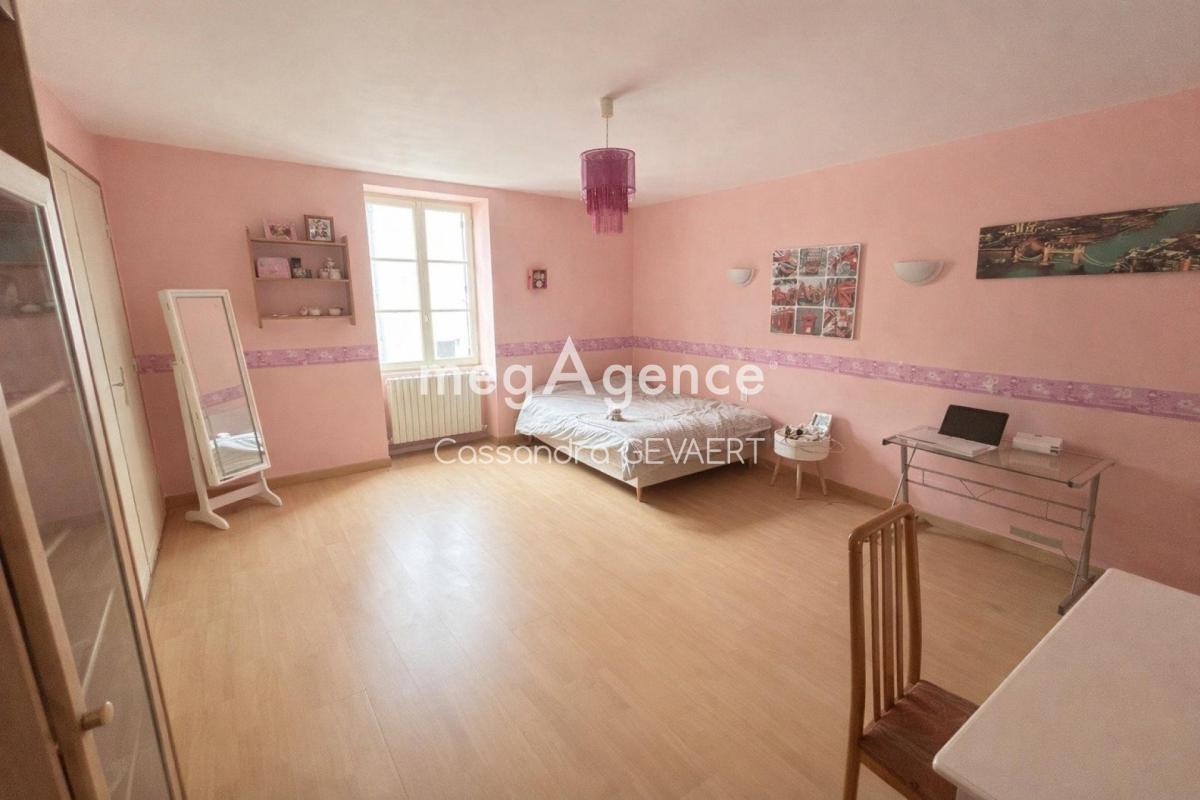 Maison de 170 m2 avec des espaces généreux - Photo 5