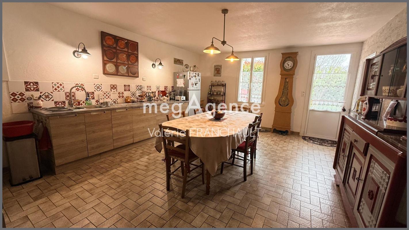 Saint-Laurent-de-la-Salle, maison de 1820 sur parcelles de 4685M2 avec dépendances - Photo 3