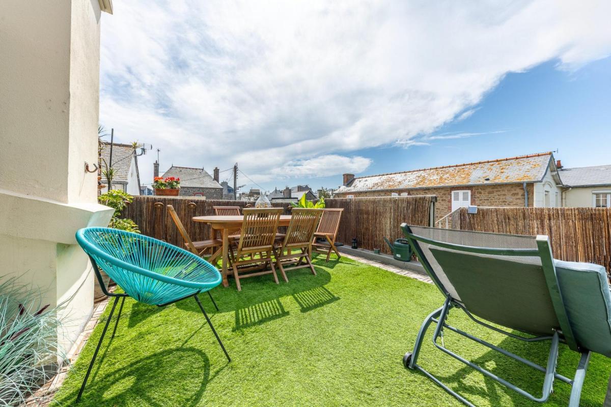 Duplex T4 avec terrasse sud, véranda et garage – Saint-Malo, Rocabey - Photo 2