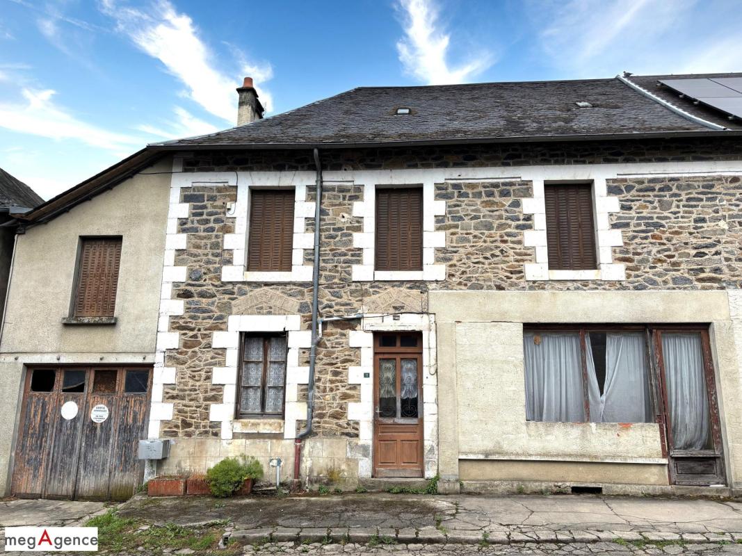 Maison de caractère à rénover-  Idéal maison d'accueil - Chambres d'hôtes - Profession libérale- Investisseur - Photo 2