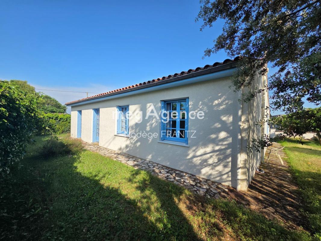 Maison plain-pied 102 m² – 3 chambres – Garages – Terrain 790 m² – Saint-Julien-de-l’Escap - Photo 2