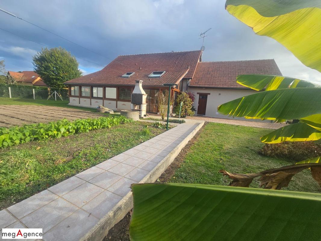 Maison plain pied de 100 m² avec véranda 4 pièces - Photo 2