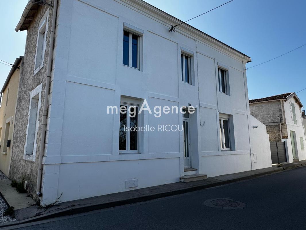 BOURCEFRANC, MAISON EN PIERRE RENOVEE de 89m² + DEPENDANCES - Photo 4