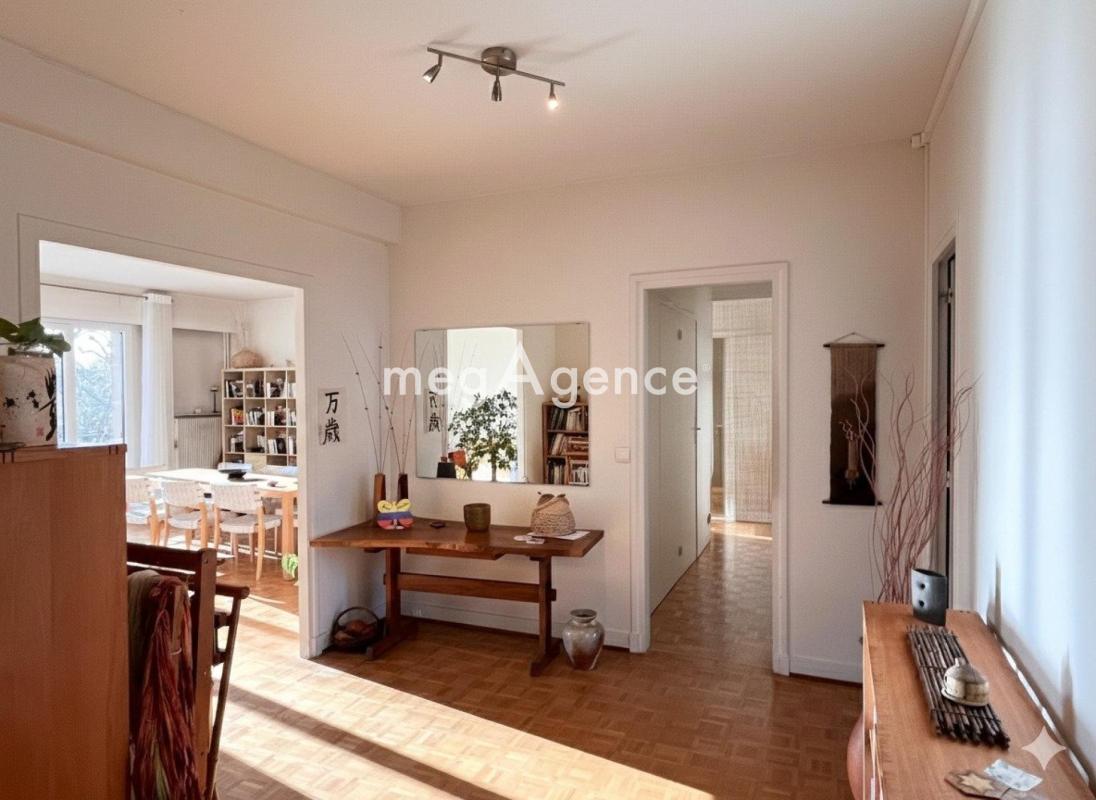 Appartement de standing lumineux 165 m² – Domaine privé sécurisé  – Parking et Cave - Saint-Nom-La-Bretèche - Photo 5