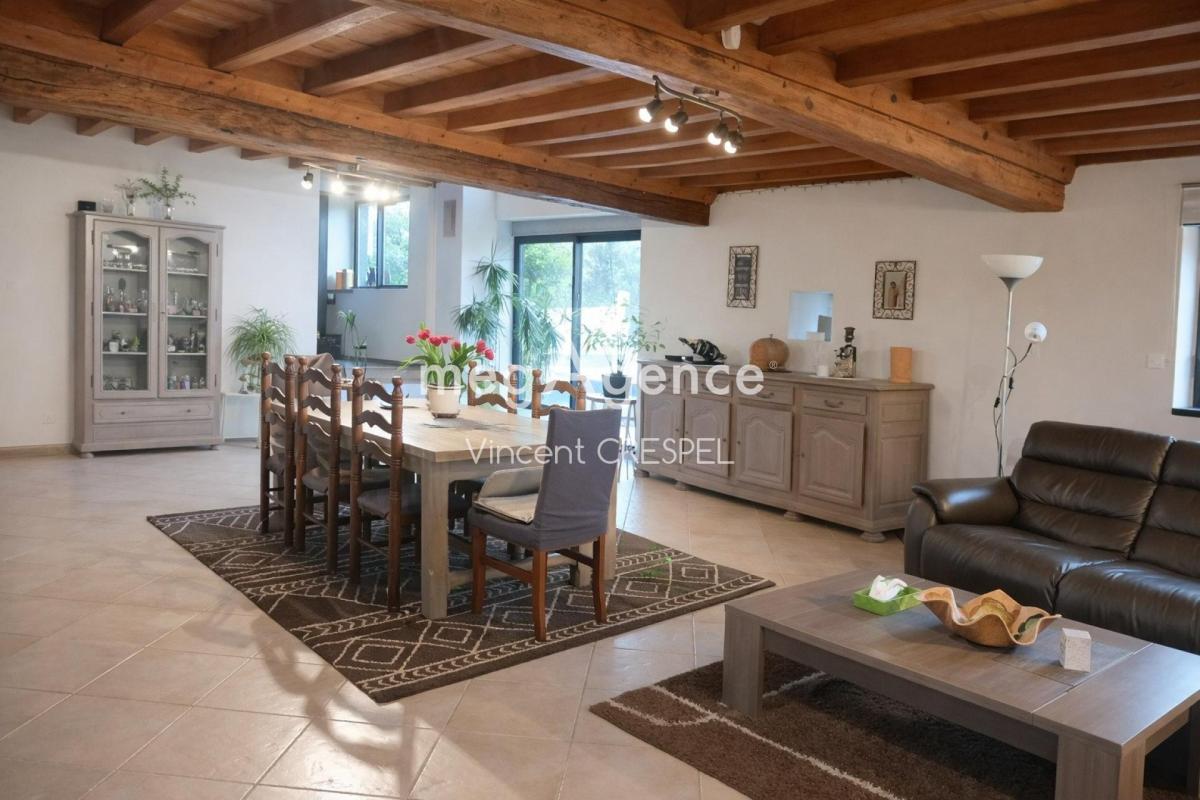 MAISON DE CARACTÈRE – 191m2 - 7 PIÈCES – CAMPAGNE DE CHAMPÉON – 1400 m² DE TERRAIN - Photo 4