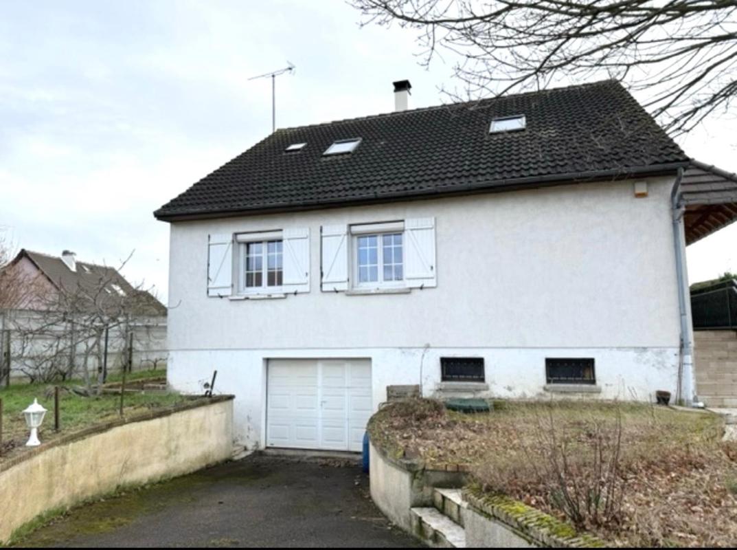 Grande maison familiale-Quartier calme et sécurisé à Aubergenville - Photo 3