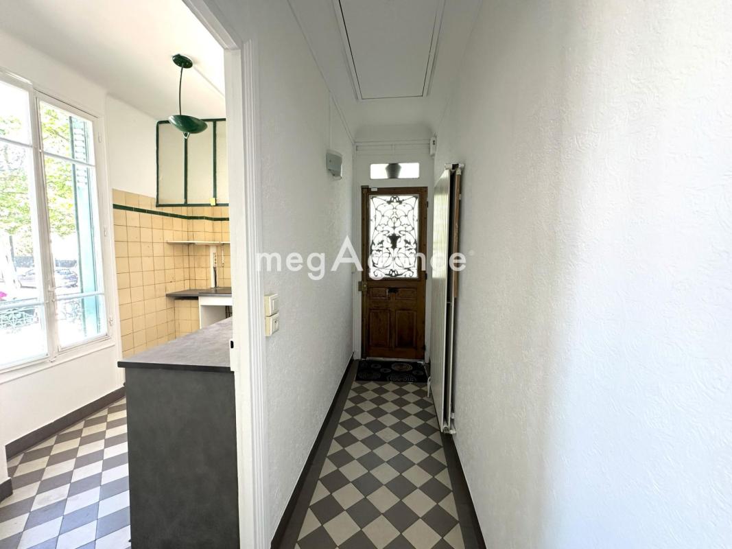 Bonneuil Village - Maison des années 20 avec garage - Photo 4