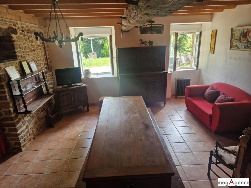 Charmante maison en pierre avec terrain et dépendance dans un environnement calme et verdoyant - Photo 3