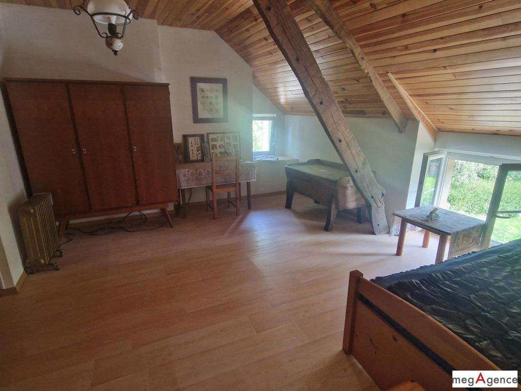 Charmante maison en pierre avec terrain et dépendance dans un environnement calme et verdoyant - Photo 5