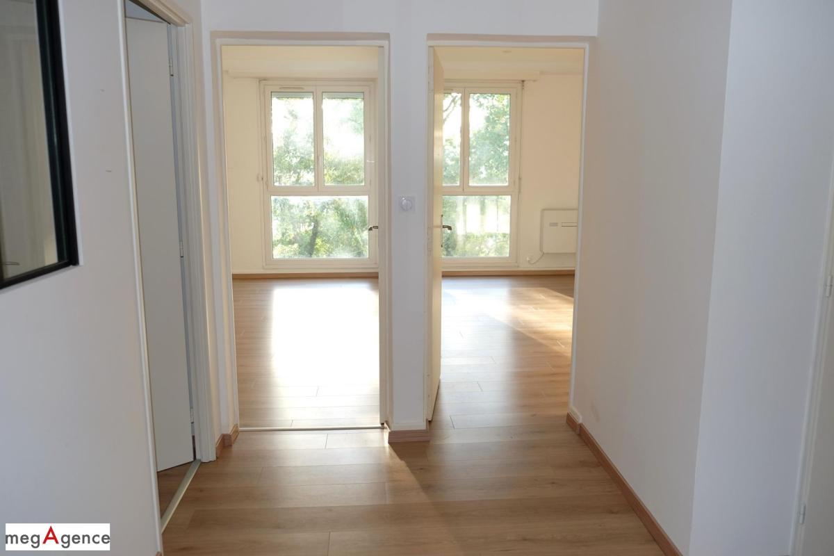 Appartement à vendre, 2 pièces, 63 m², Malemort