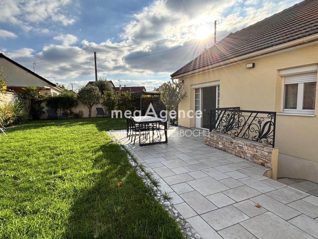 MAISON PLAIN-PIED AVEC JARDIN SANS-VIS-A-VIS ET DEPENDANCE - Photo 3