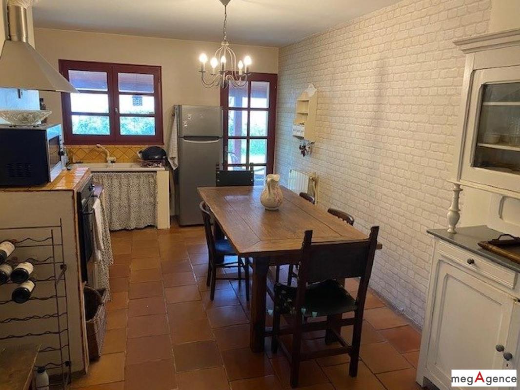 Charme, caractère et potentiel : une authentique Toulousaine du XIXe siècle à découvrir sans attendre - Photo 3