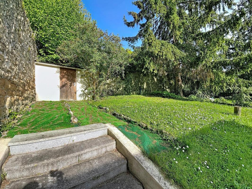 APPARTEMENT EN DUPLEX AVEC JARDIN PRIVATIF - Photo 3
