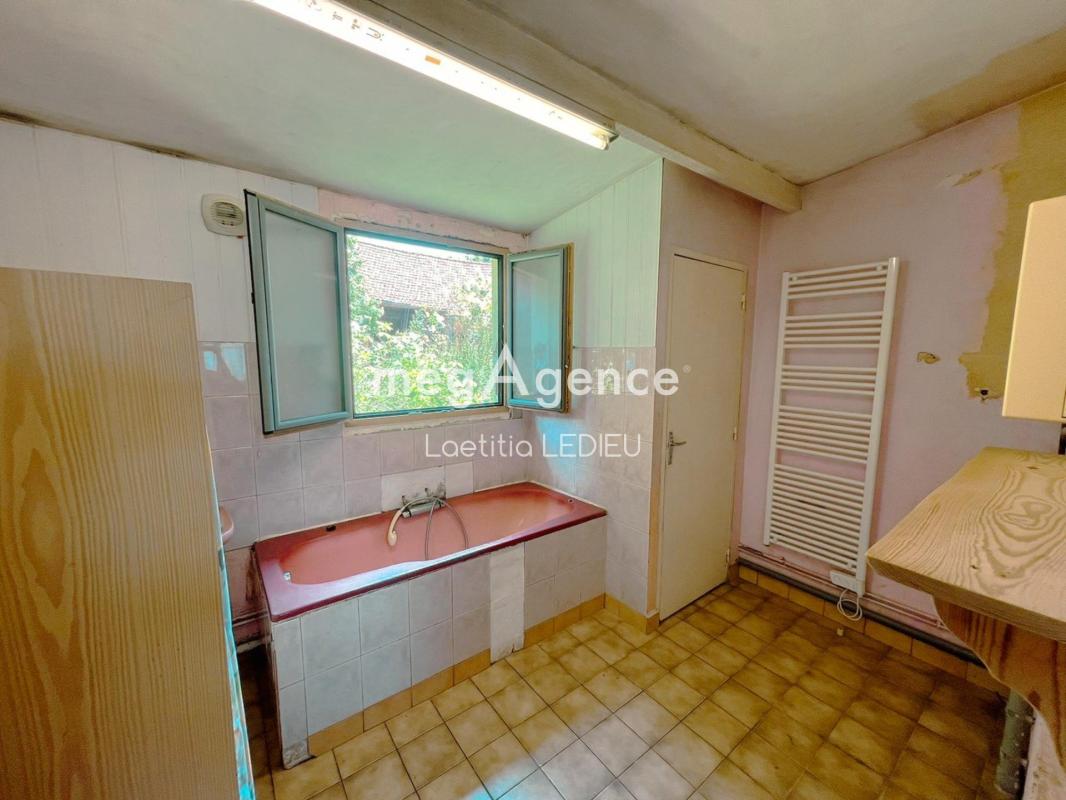 MAISON STYLE LONGERE DANS UN ANCIEN CORPS DE FERME - Photo 5