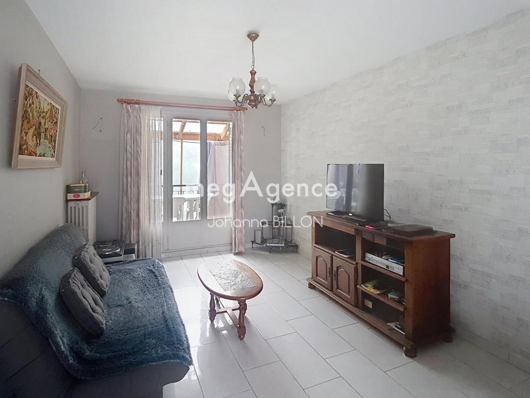 Maison de ville au fond d'une impasse, avec beaucoup de potentiel !! - Photo 4