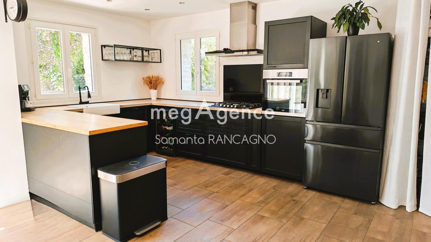Maison 4 pièces de 85m² à Bagnols en Forêt - Photo 2