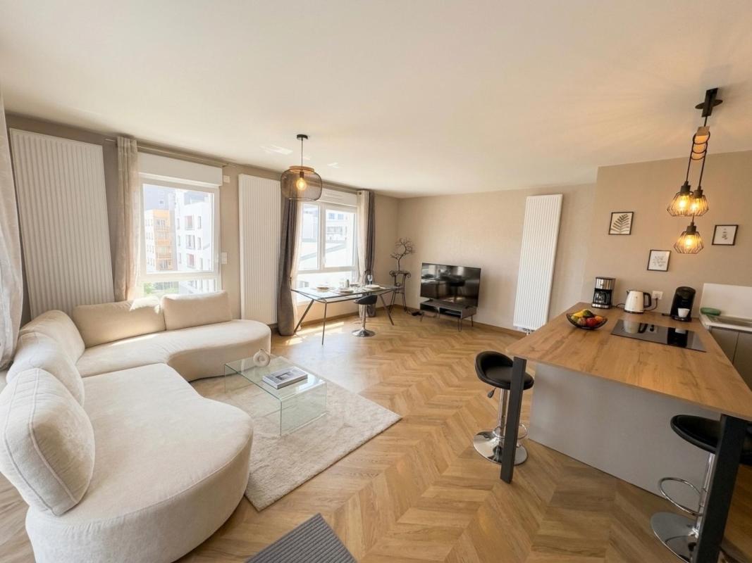 Rouen Docks 76 – Appartement de Standing en Duplex avec Terrasse d’Exception - Photo 2